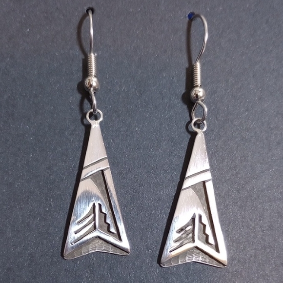 Sterling Silver Overlay With Unique Tribal Design Dangle Earrings - Picture 12 of 12